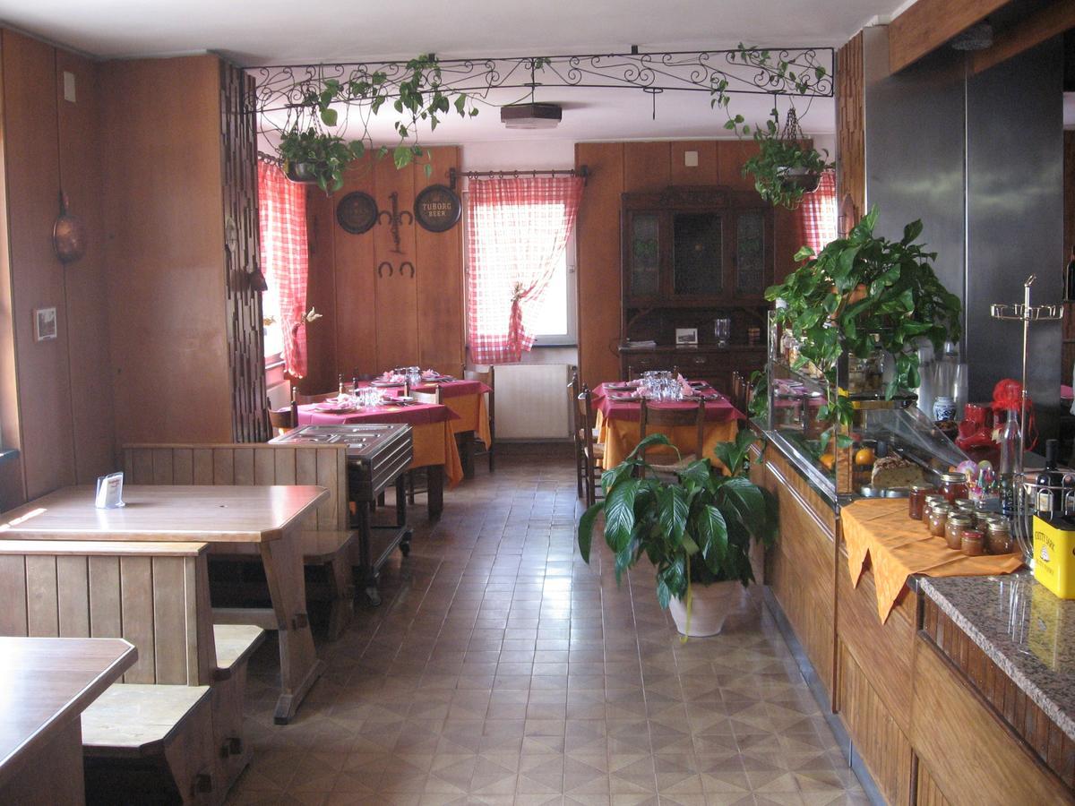 Albergo Rifugio Montecucco Piampaludo 외부 사진