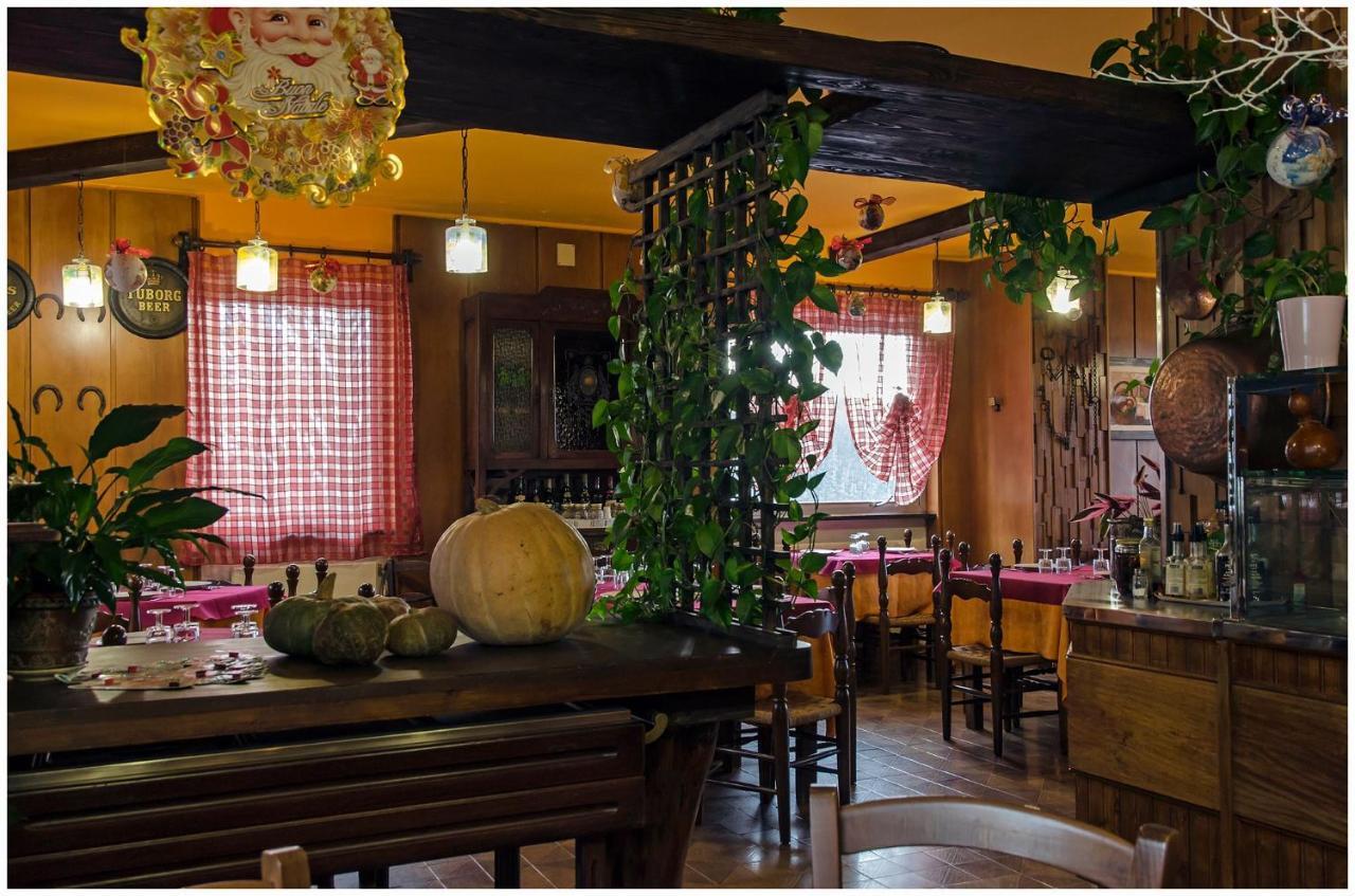 Albergo Rifugio Montecucco Piampaludo 외부 사진